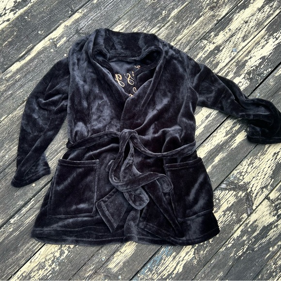 Short Halloween bathrobe from TJ Maxx - Picture 2 of 2